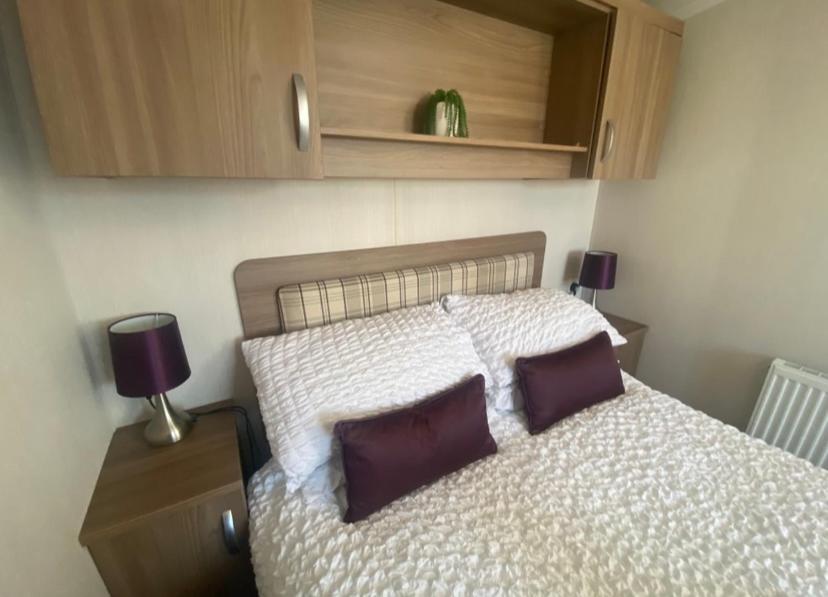 Caravan Church Farm Holiday Village Pagham Exteriér fotografie